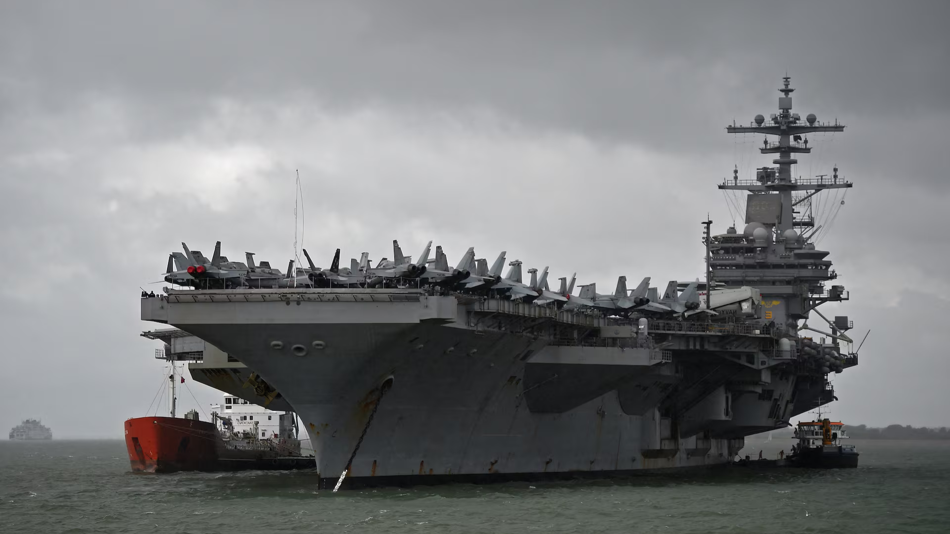 মধ্যপ্রাচ্যে আরও একটি বিমানবাহী রণতরী পাঠাচ্ছে যুক্তরাষ্ট্র