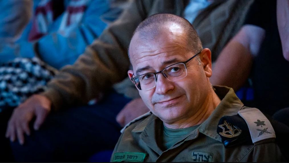 যে কারণে সামরিক সচিবকে মোসাদের দায়িত্ব দিলেন নেতানিয়াহু