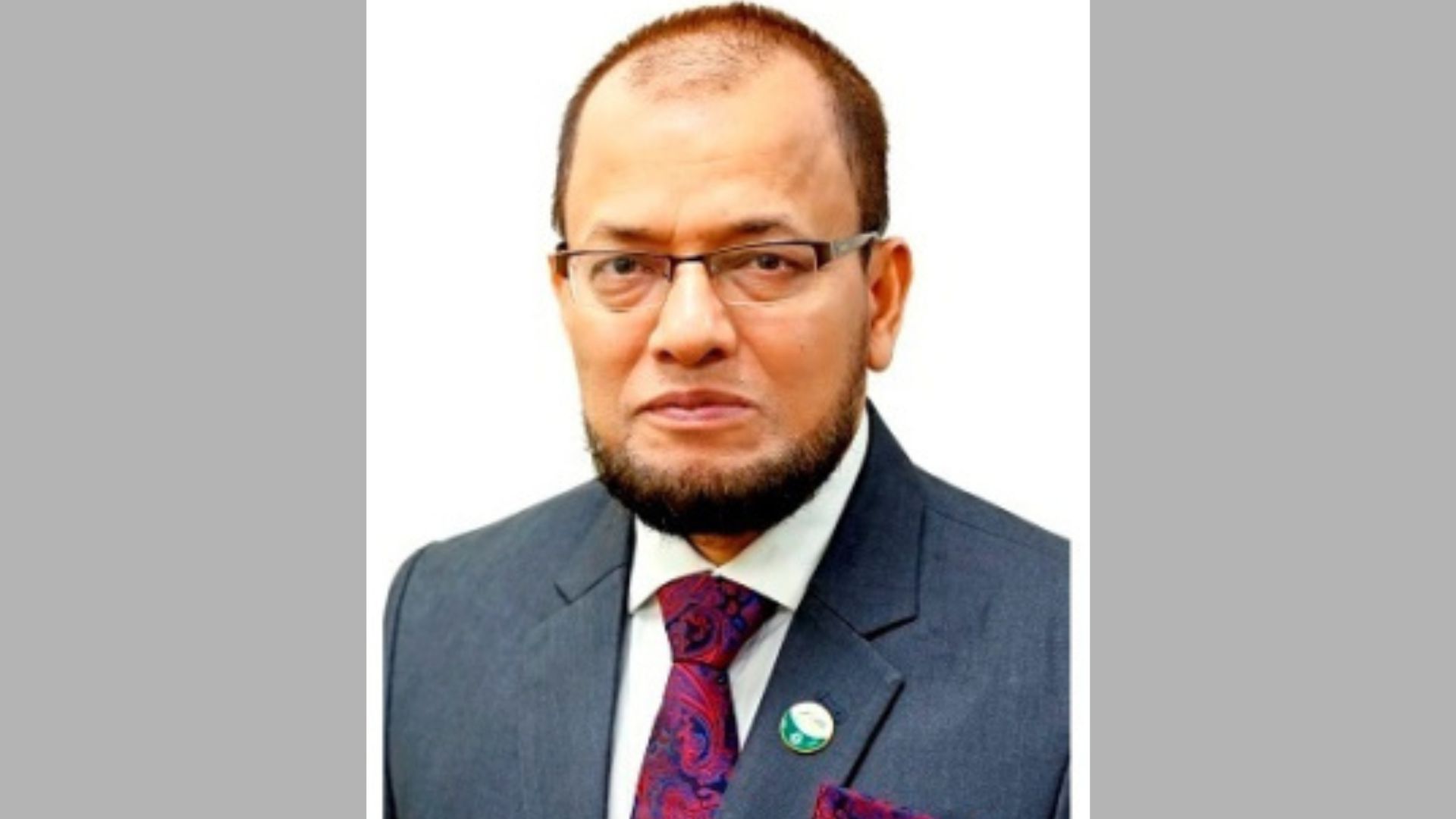 চাইলেন ২৪ দিনের ছুটি, পাঠানো হলো দেড় মাসের ‘ছুটিতে’