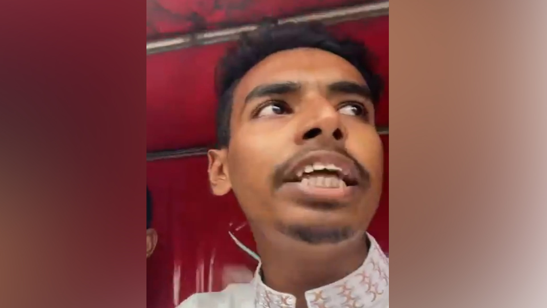 ‘থানা পুড়িয়ে দিয়েছি’ বলা সেই বৈষম্যবিরোধী নেতা আশ্রয় নিলেন থানায়, ধাওয়ার অভিযোগ ছাত্রদলের বিরুদ্ধে