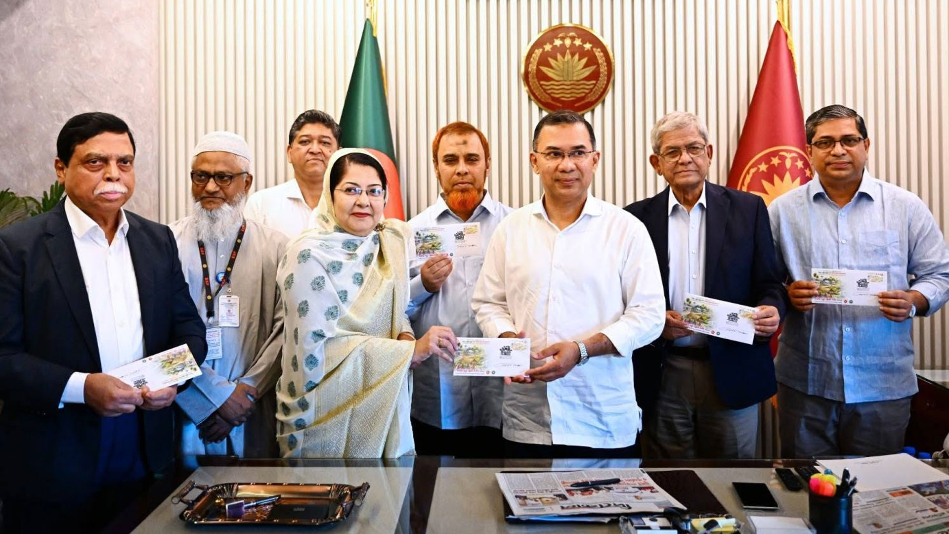 পল্লী উন্নয়ন দিবস উপলক্ষে স্মারক ডাকটিকিট উন্মোচন করলেন প্রধানমন্ত্রী
