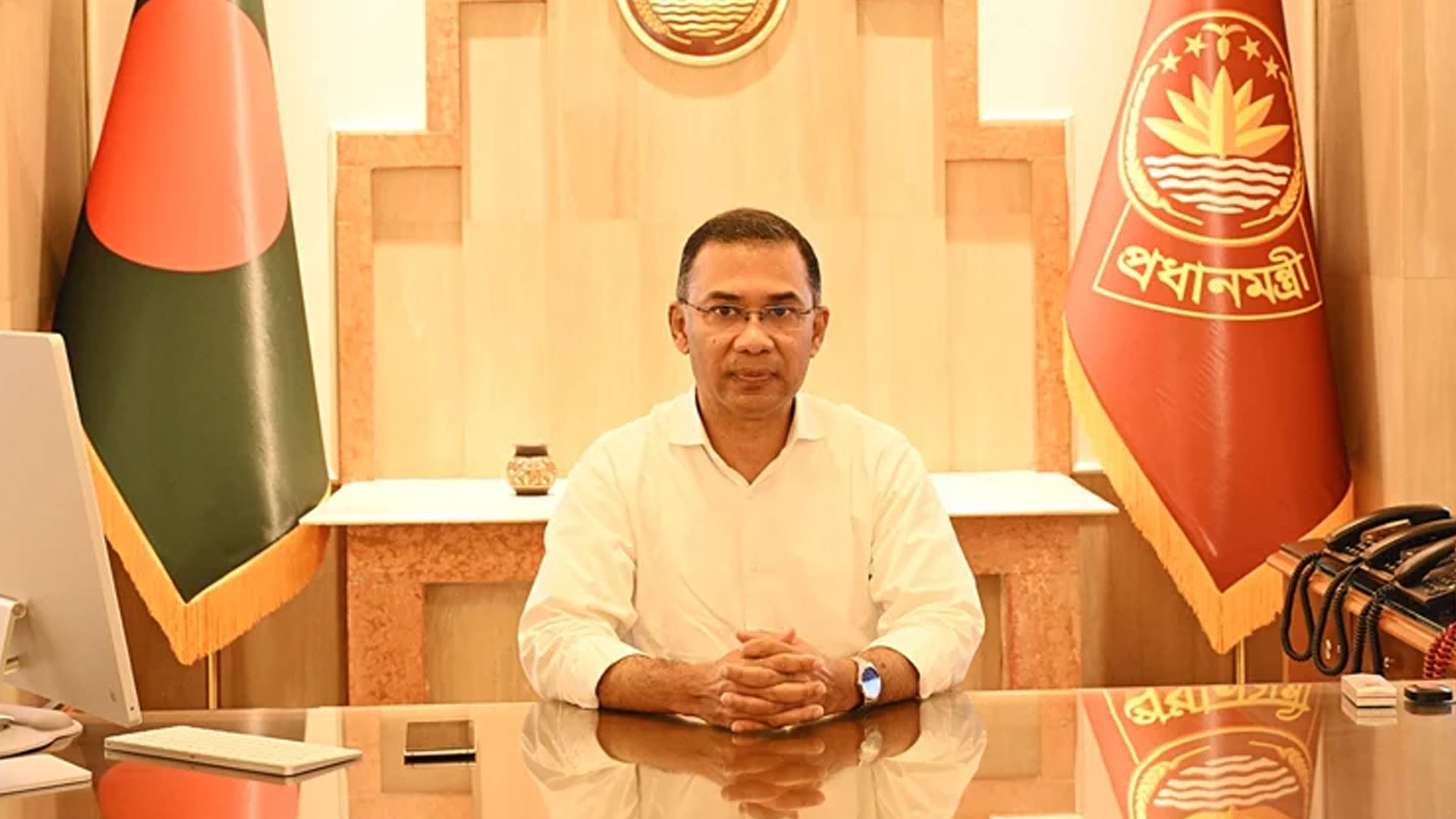 মহেশখালীর পথে প্রধানমন্ত্রী