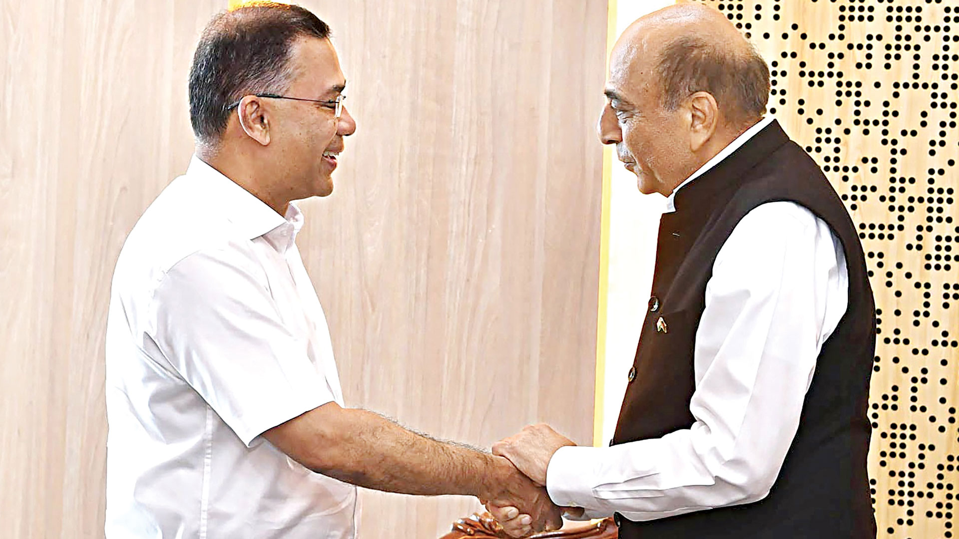 সম্পর্কে ‘নতুন সূচনা’ চায় ঢাকা ও নয়াদিল্লি