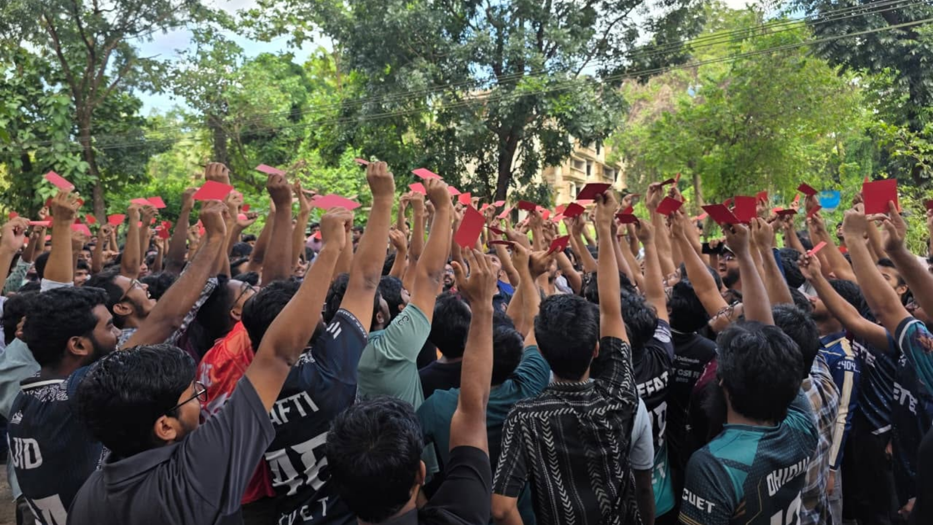 চুয়েটে আন্দোলন ও উপাচার্য সংকট: কারণ ও প্রেক্ষাপট