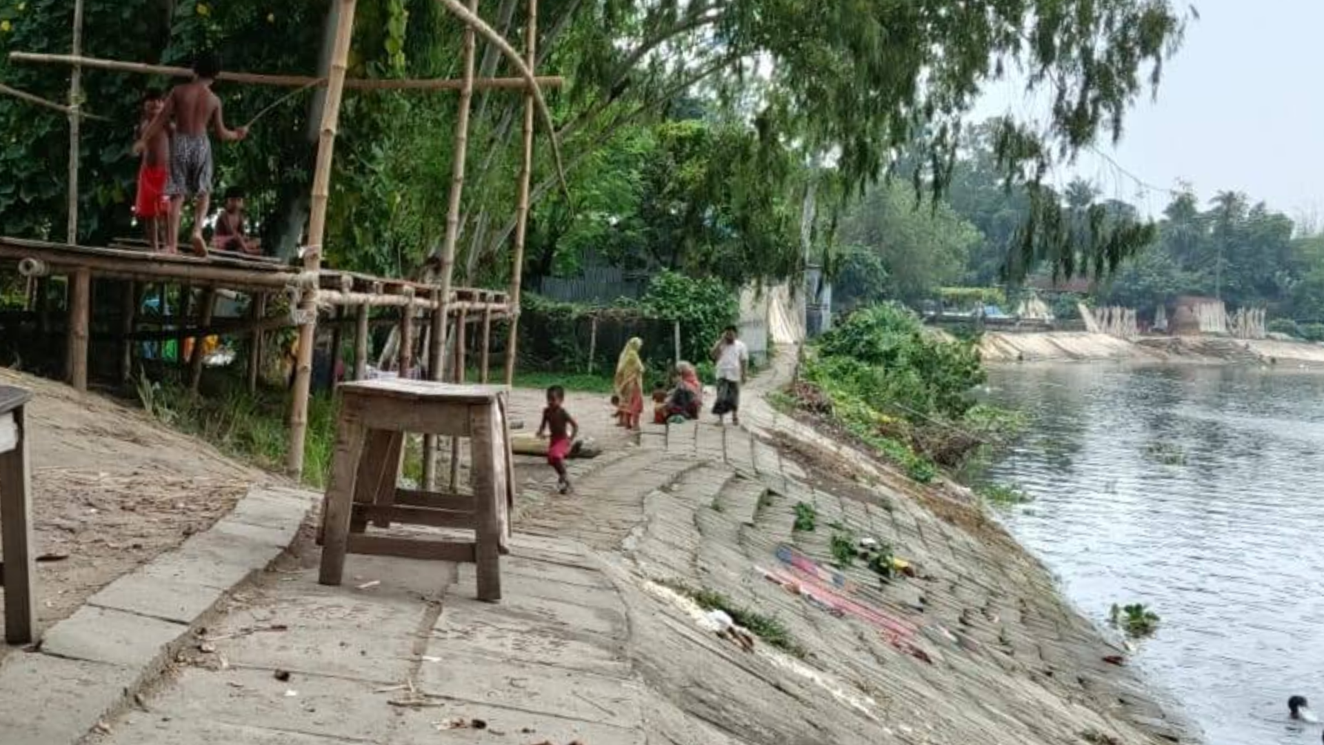 বিএনপি-জামায়াত পাল্টাপাল্টি কর্মসূচি: সিরাজগঞ্জে করতোয়া নদীর নৌকাবাইচ স্থগিত