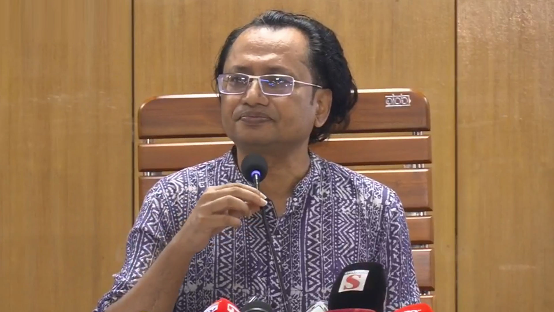 অন্তর্বর্তী সরকারের সময় স্টেট এক্সিস্ট করেছিল বলে মনে করি না: জাহেদ উর রহমান  