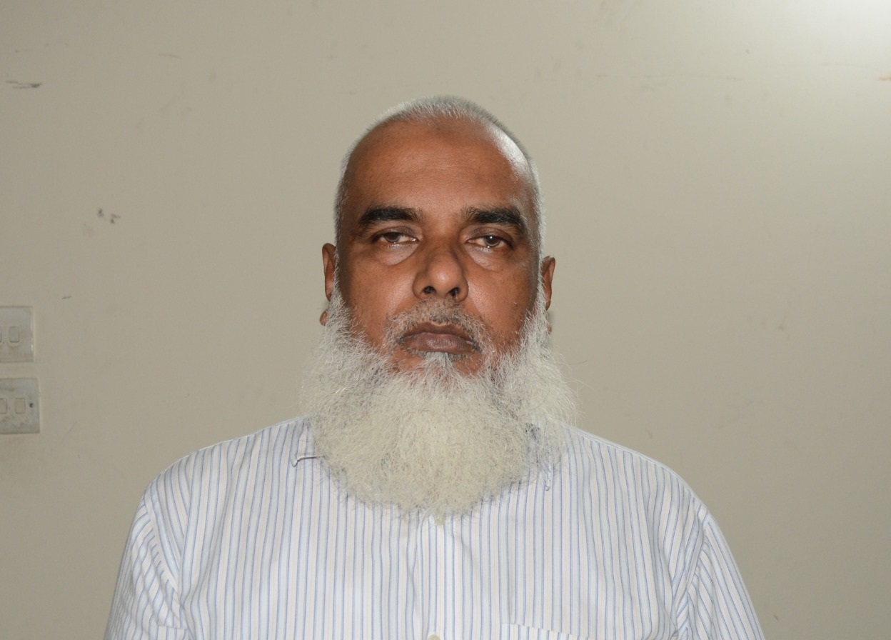 নিয়োগ-পদোন্নতিতে প্রভাবসহ বহুবিধ দুর্নীতিতে সম্পৃক্ত ছিলেন ড্রাইভার মালেক