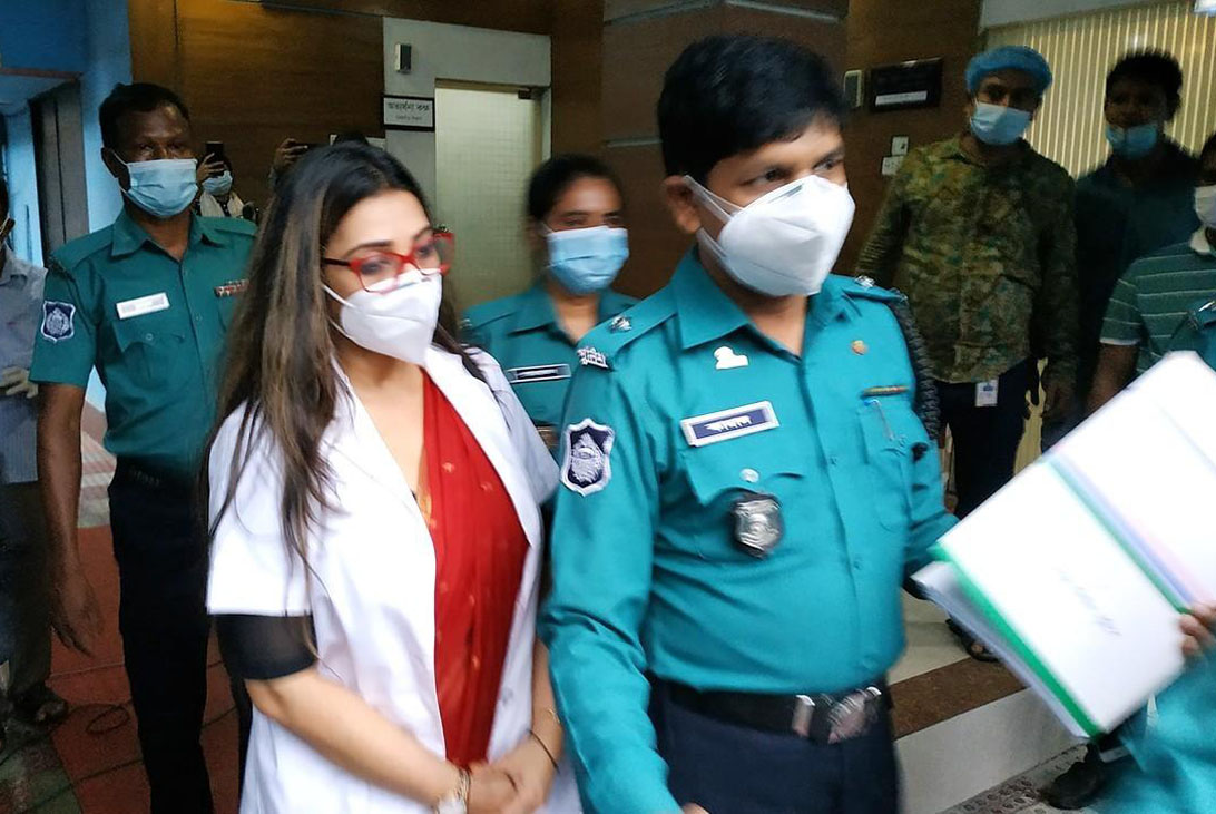 জেকেজির সাবরিনাসহ ৮ জনের বিচার শুরু