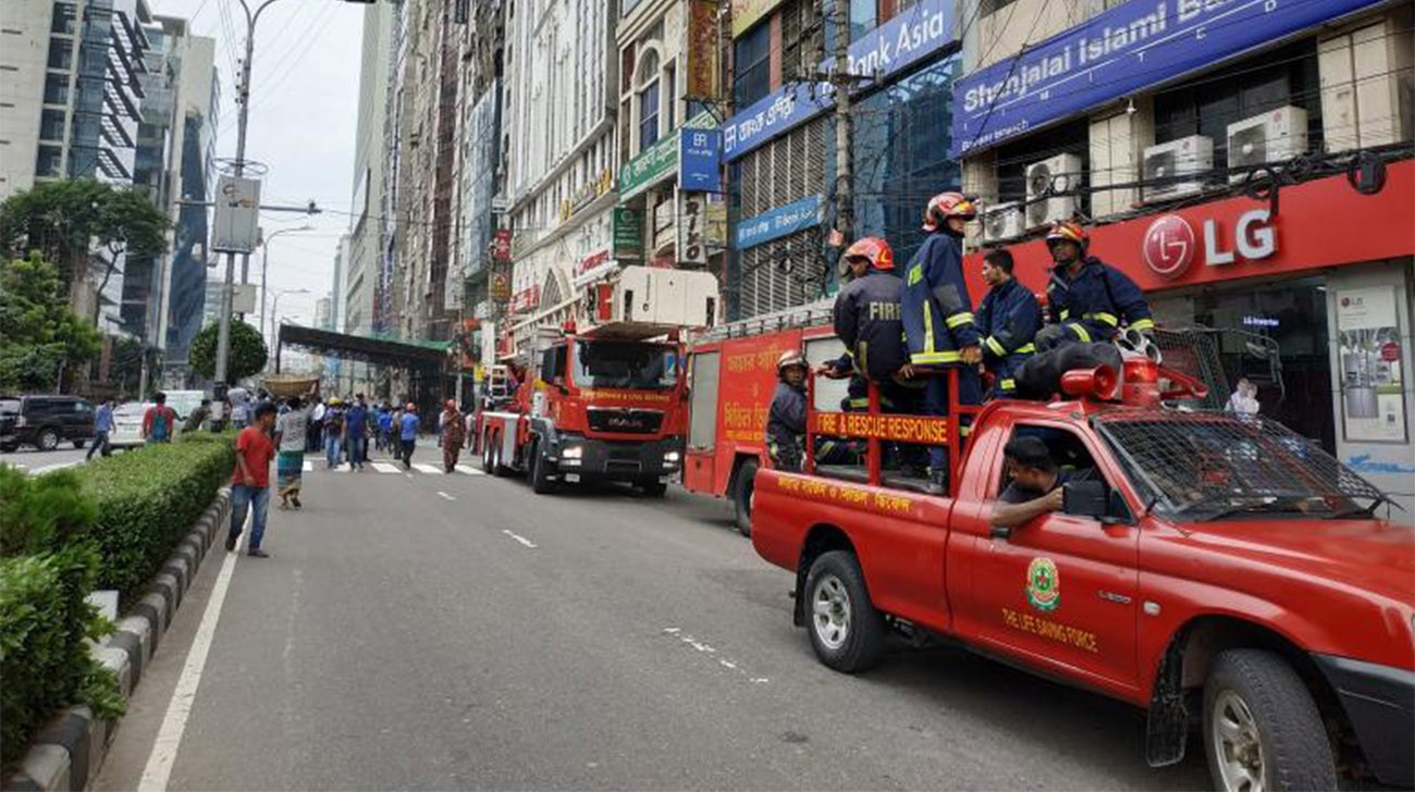 তাৎক্ষণিক ব্যবস্থায় বনানী অগ্নিকাণ্ড ভয়াবহ রূপ নিতে পারেনি