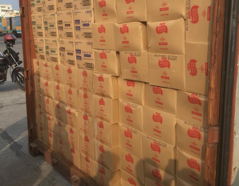 মিথ্যা ঘোষণায় আনা ৩ কনটেইনার প্রসাধনী চট্টগ্রাম বন্দরে জব্দ