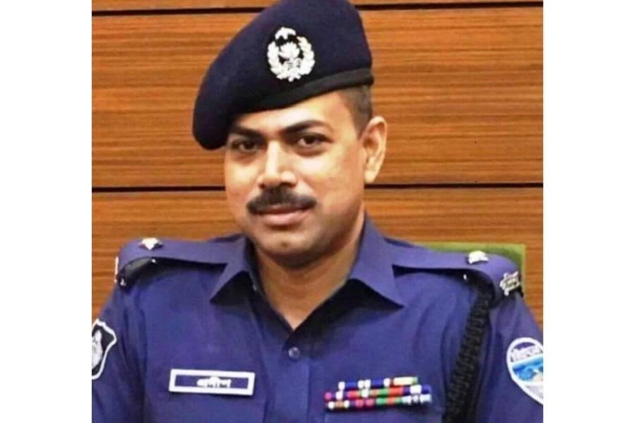 দুদকের মামলায় ওসি প্রদীপ গ্রেপ্তার