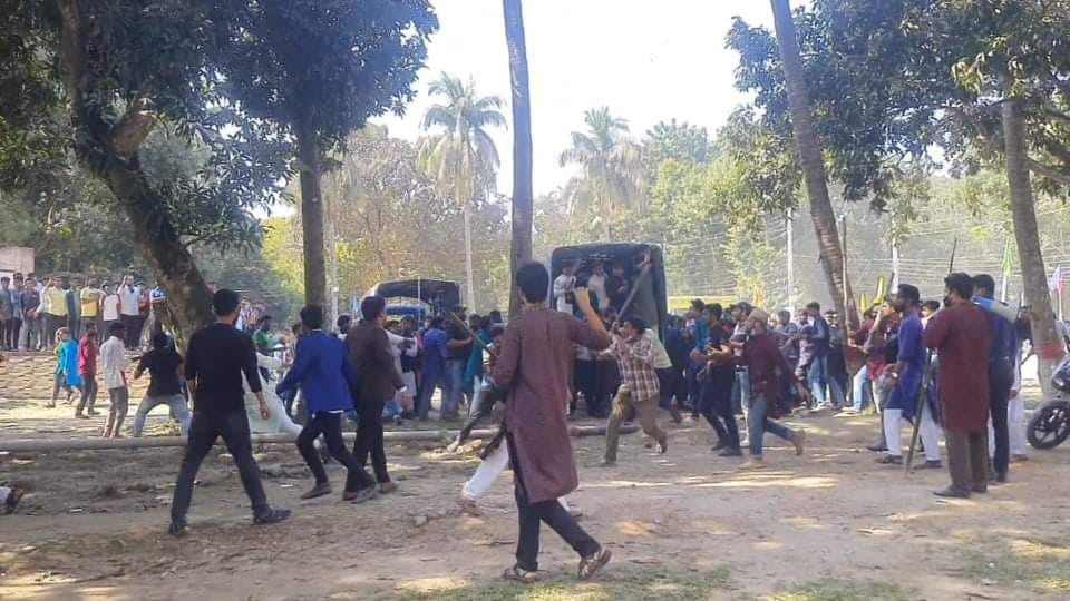 টাঙ্গাইলে নুরের ওপর ছাত্রলীগ-যুবলীগের হামলার অভিযোগ