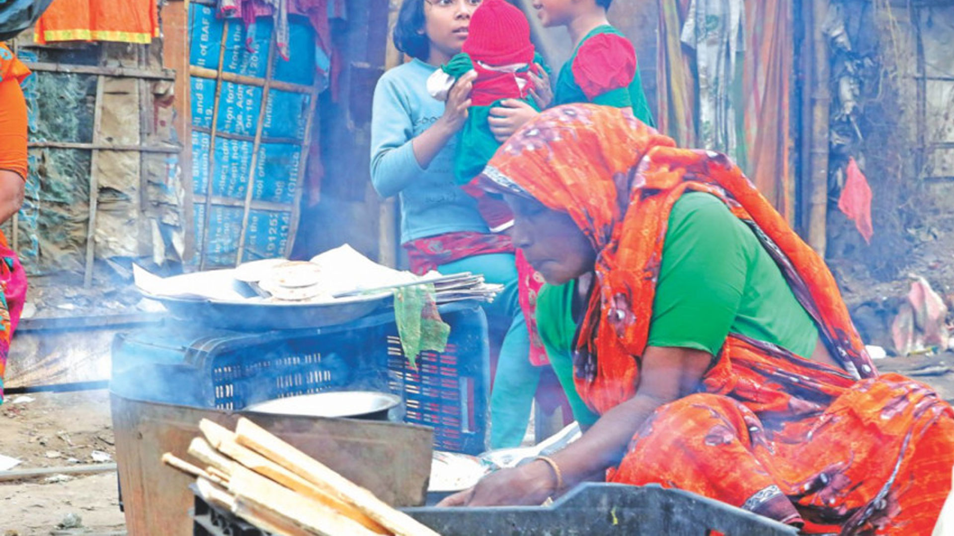 চুলার ধোঁয়ায় বছরে ১৮ হাজার মানুষের মৃত্যু