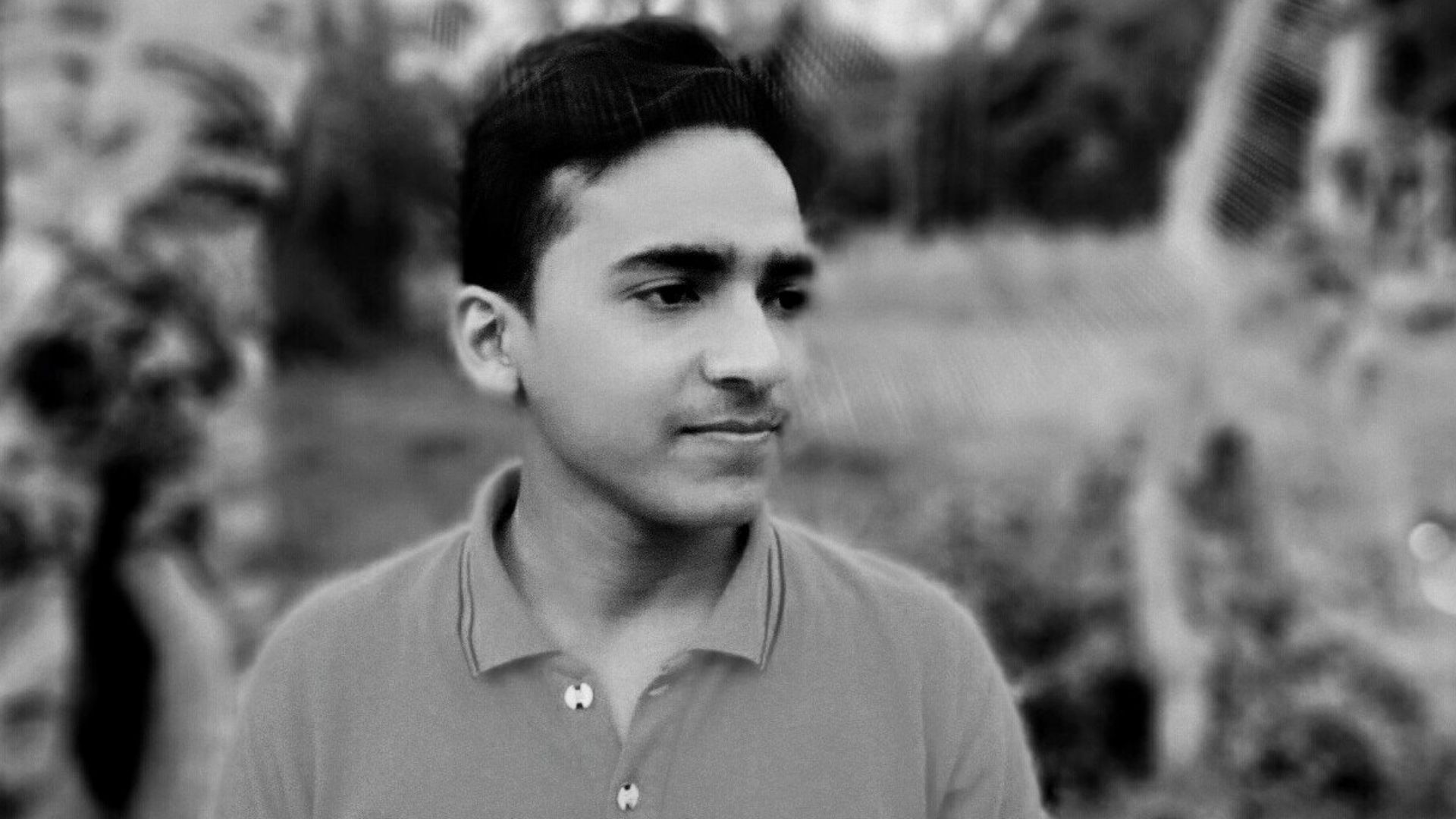 রাবিতে ট্রাকচাপায় শিক্ষার্থী নিহত, ৫টি ট্রাকে অগ্নিসংযোগ