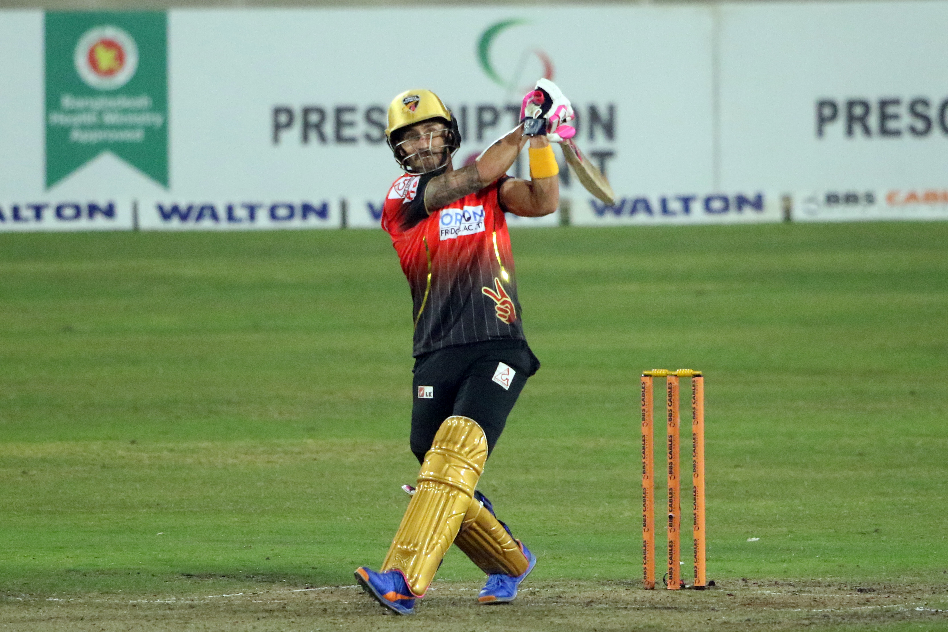 ডু প্লেসির সেঞ্চুরিতে খুলনার সামনে কঠিন লক্ষ্য