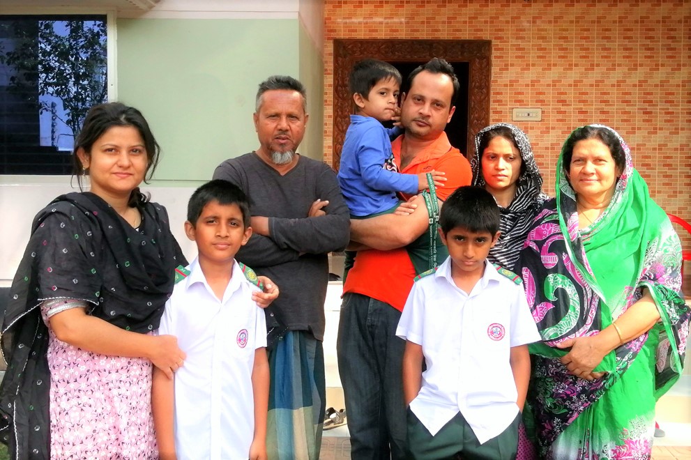 ‘উঠে দেখি আগুন ও ধোঁয়ার কুণ্ডলী, হারিয়েছি এক সহকর্মী নাবিককে’