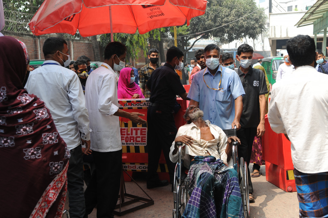 ডায়রিয়া হলে কখন চিকিৎসকের শরণাপন্ন হবেন