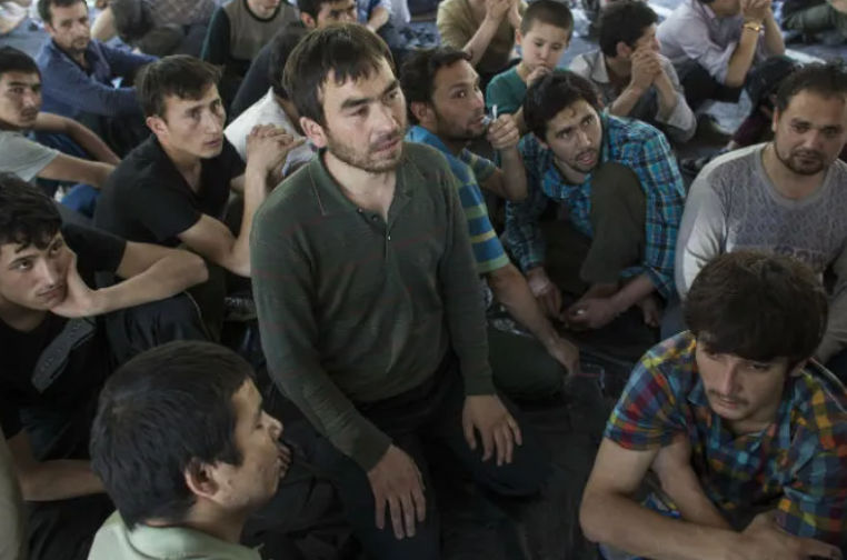 শিনজিয়াংয়ে প্রতি ২৫ উইঘুরের ১ জন কারাগারে