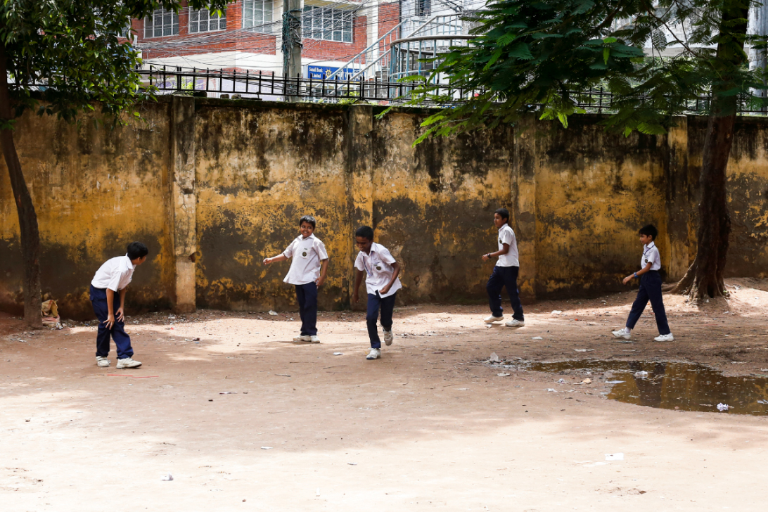 পর্যাপ্ত বাজেট নেই, নানাবিধ সমস্যায় জর্জরিত সরকারি স্কুল