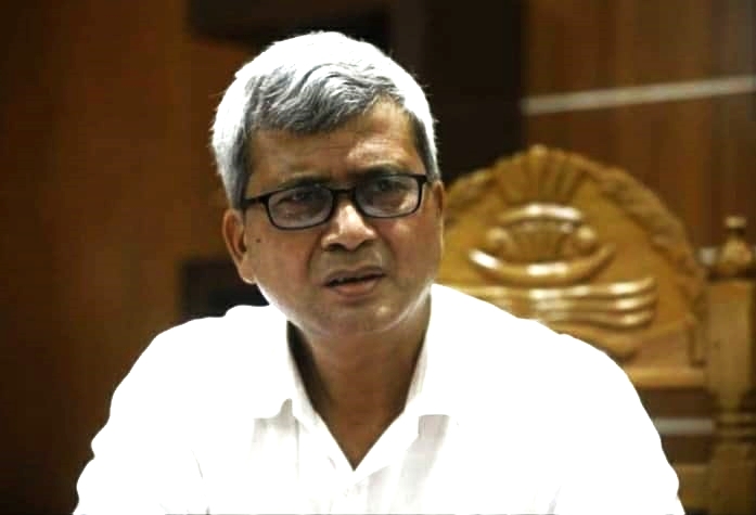 ‘ঝড়-বৃষ্টি ও বিদ্যুৎ চলে যাওয়ায় ৪ কেন্দ্রের ফল পেতে দেরি হয়’