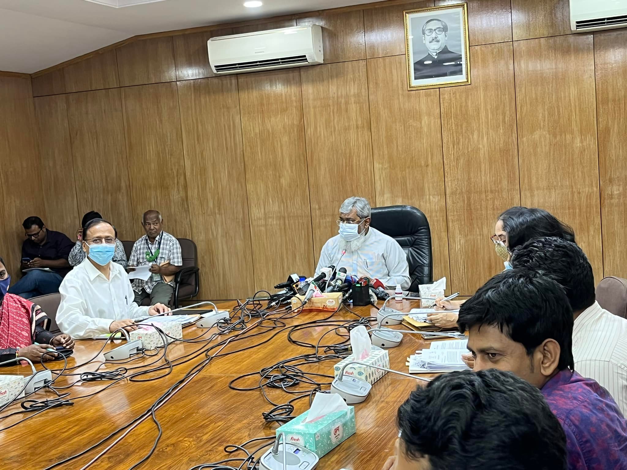 সাংবাদিকদের জরিমানার বিধান রেখে প্রেস কাউন্সিল আইনের খসড়া মন্ত্রিসভায় অনুমোদন