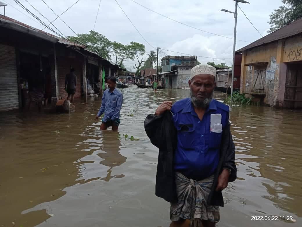 বড়লেখার গ্রামে গ্রামে ডাকাত আতঙ্ক, রাত জেগে পাহারা