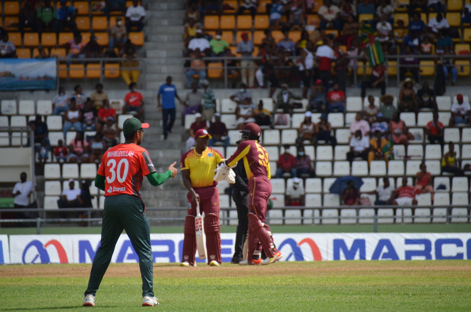 কিংয়ের ফিফটির পর পাওয়েলের ঝড়ে বাংলাদেশ পেল কঠিন লক্ষ্য