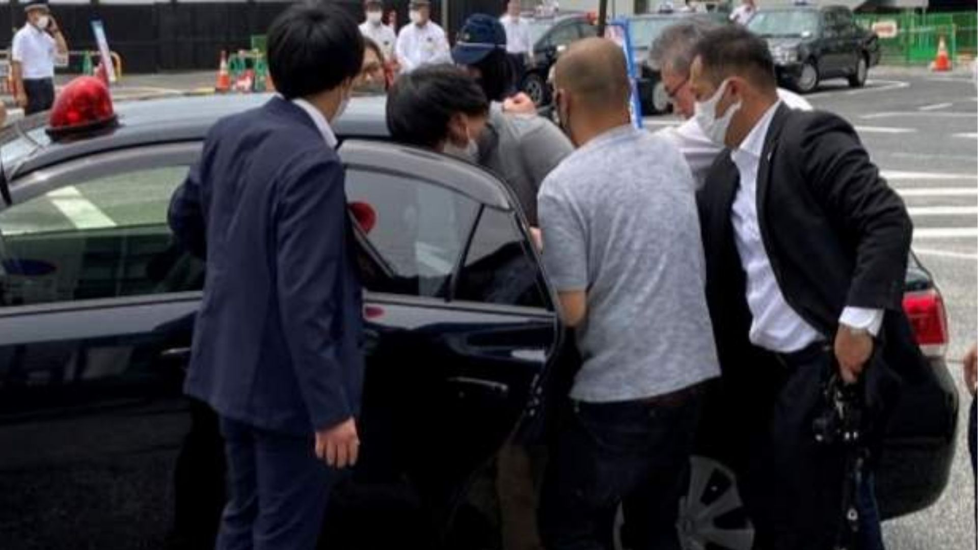 হাতে তৈরি বন্দুক দিয়ে আবেকে গুলি করা হয়: জাপান পুলিশ