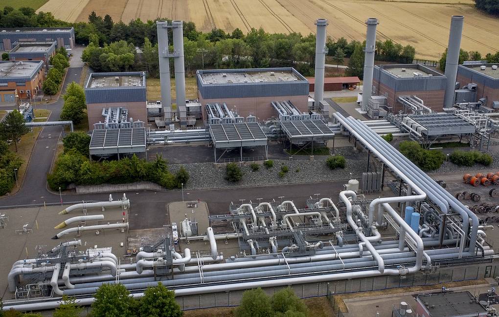 ইউরোপে গ্যাস সরবরাহ আরও কমাবে রাশিয়া