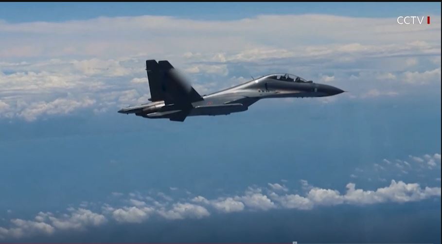 তাইওয়ানকে ঘিরে চীনের নজিরবিহীন সামরিক মহড়া