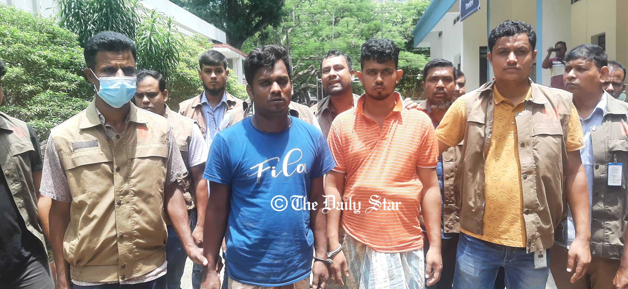 রাজার তথ্যে আউয়াল ও নুরনবী গ্রেপ্তার, মোবাইল ফোন উদ্ধার: এসপি