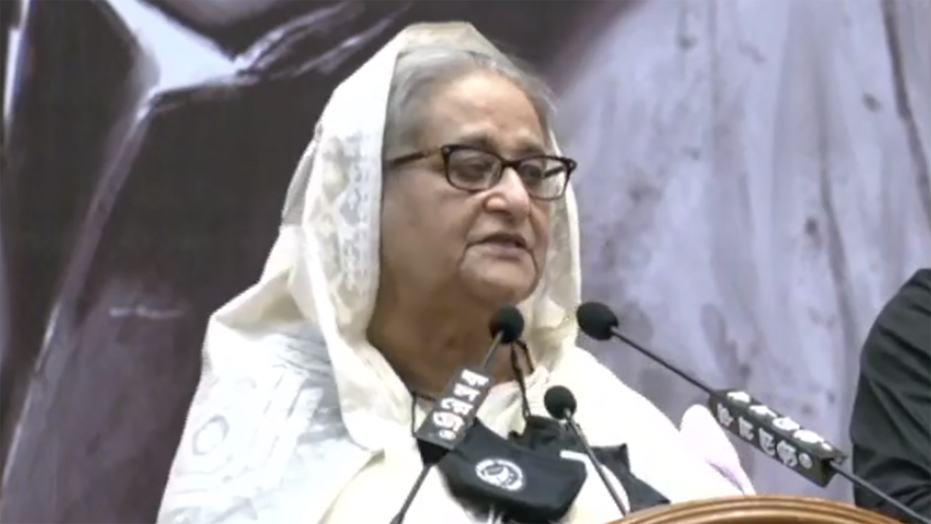 ‘ছাত্রদল অপকর্ম করে গেছে সেটা নিয়ে কথা নেই, ছাত্রলীগের একটু হলেই বড় নিউজ’