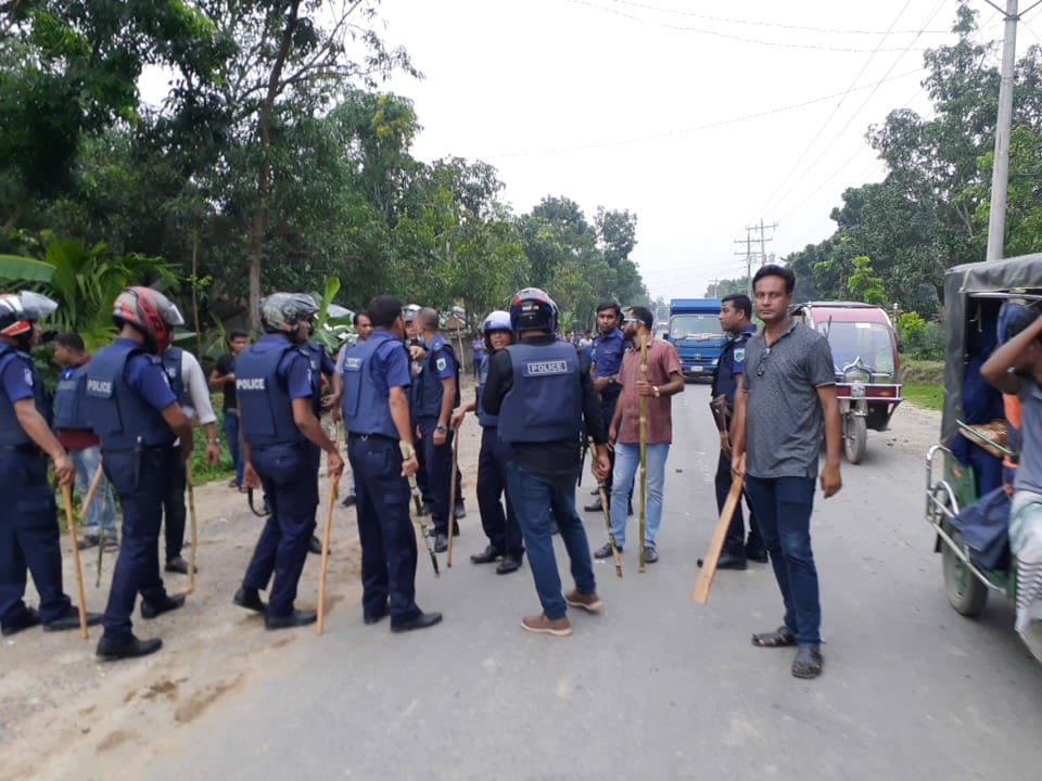 নাটোরে পুলিশের সঙ্গে সংঘর্ষে বিএনপির ১২ নেতা-কর্মী আহত