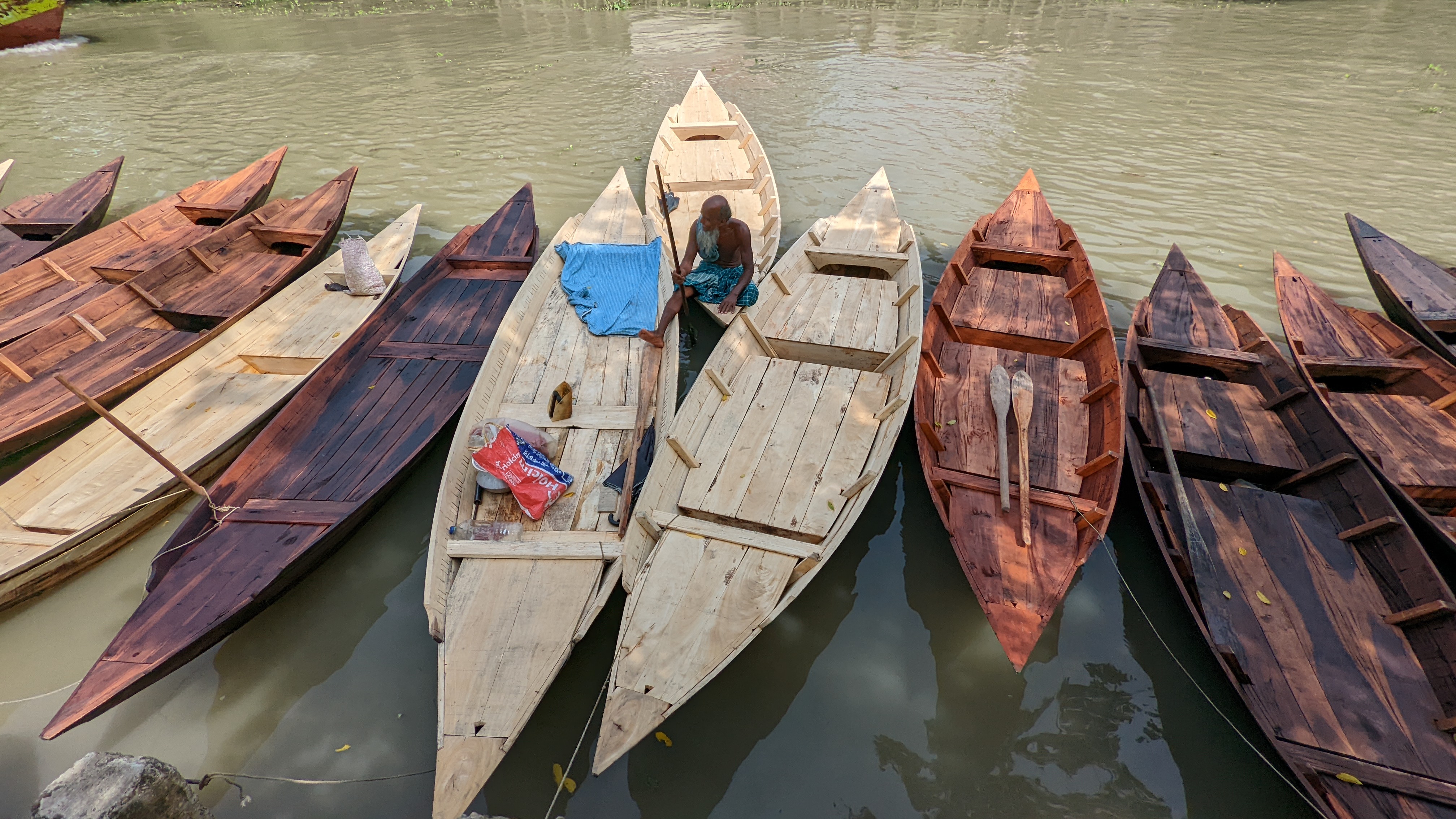আটঘরের শতবর্ষী ডিঙিনৌকার হাট
