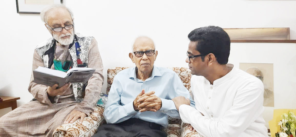 জন্মদিন পালনে আমি বিশ্বাসী নই : আহমদ রফিক