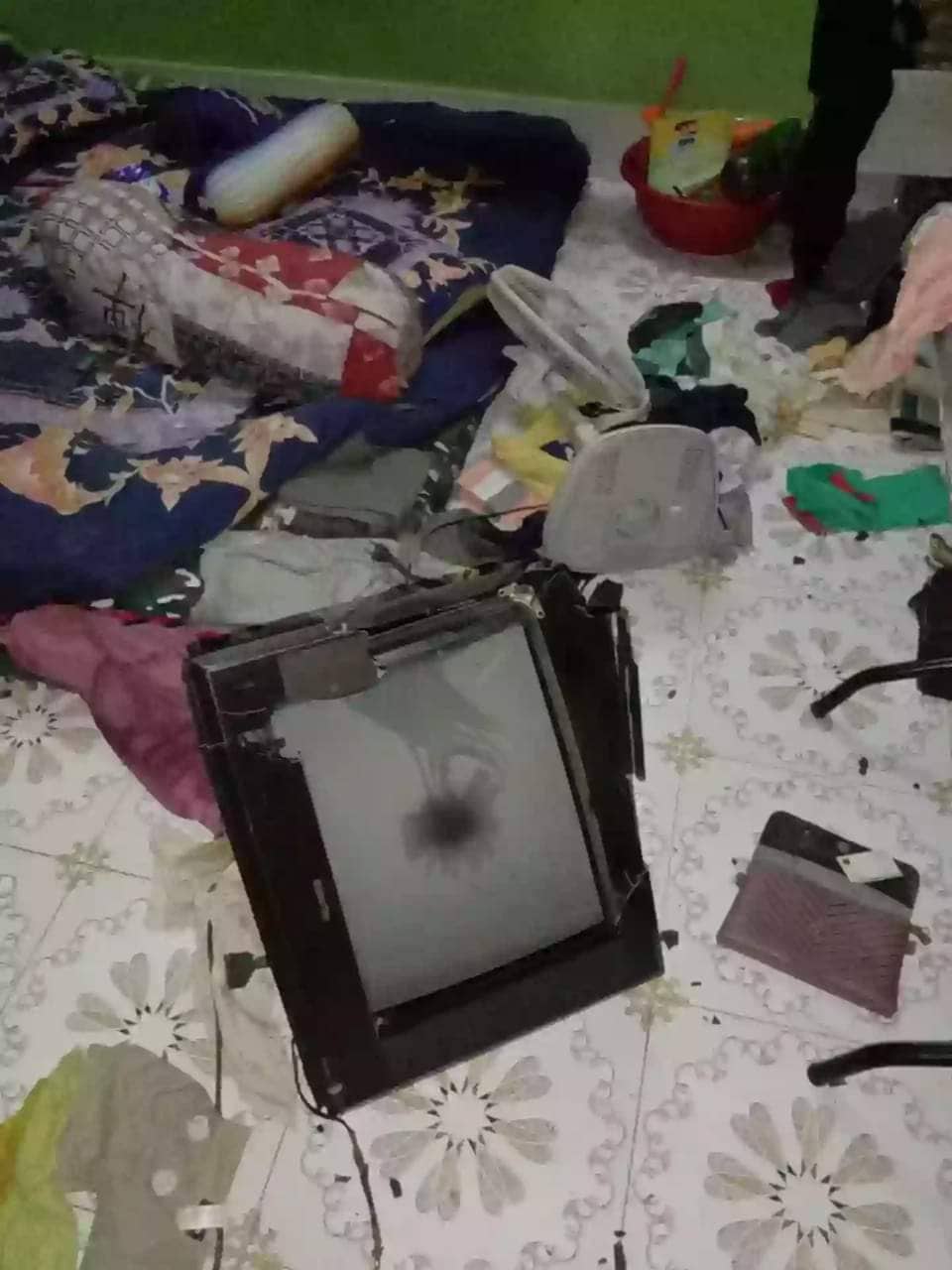 রূপগঞ্জের চনপাড়ায় বিএনপি নেতাদের বাড়িতে হামলা