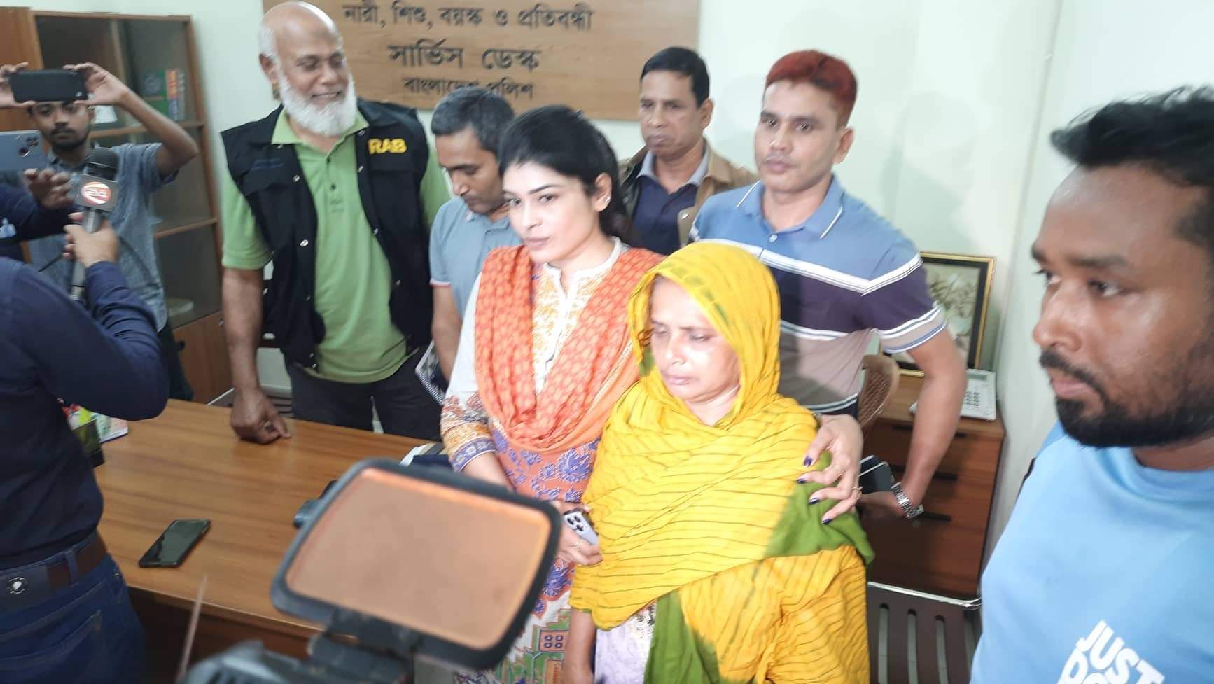 উদ্ধার করার সময় রহিমা বেগম বেশ খোশমেজাজে গল্প করছিলেন: পুলিশ