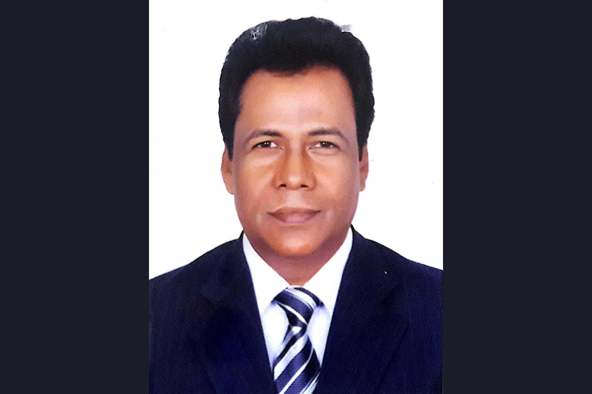 তথ্য ও সম্প্রচার সচিবকে ‘জনস্বার্থে’ অবসরে পাঠিয়েছে সরকার