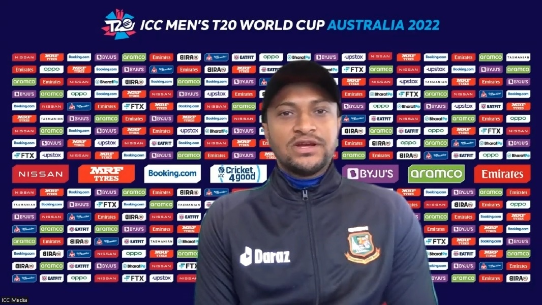 ওপেনিং নিয়ে পরীক্ষা নিরীক্ষার প্রশ্নে সাকিবের বিরক্তি