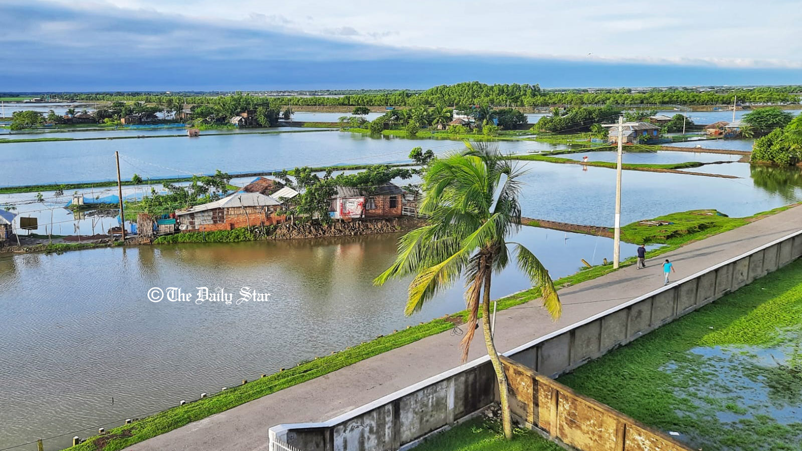 খুলনায় রৌদ্রোজ্জ্বল আকাশ, জনমনে স্বস্তি
