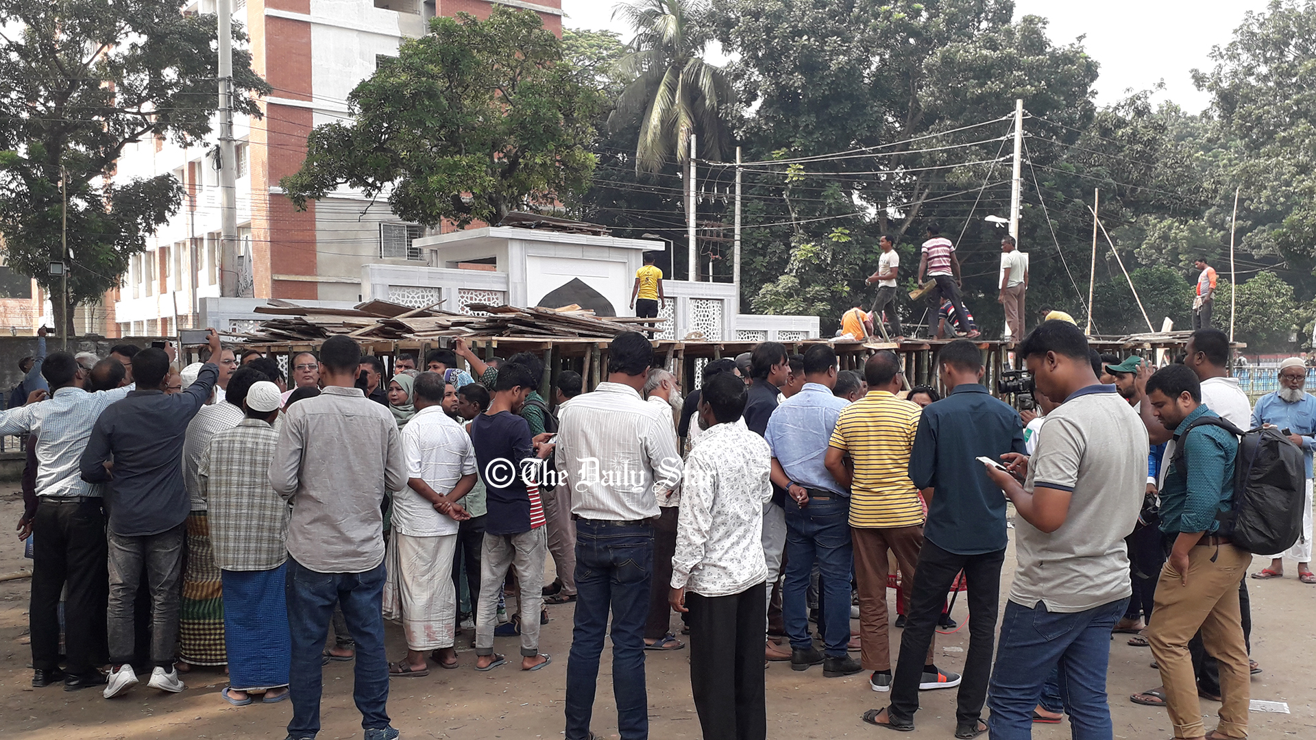 রংপুরে বিএনপির সমাবেশে ৩ দিন আগে থেকেই আসছেন নেতা-কর্মীরা