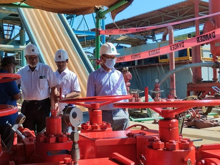 পরিত্যক্ত কূপে গ্যাসের সন্ধান