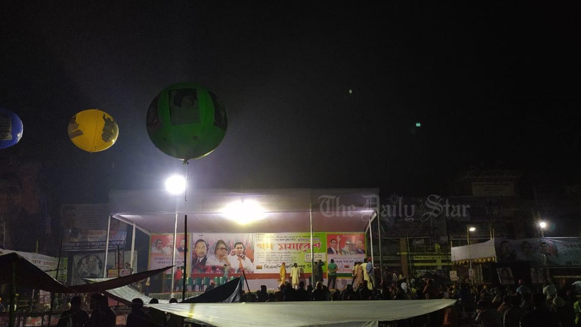 ফরিদপুরে বিএনপির গণসমাবেশের মঞ্চ প্রস্তুত