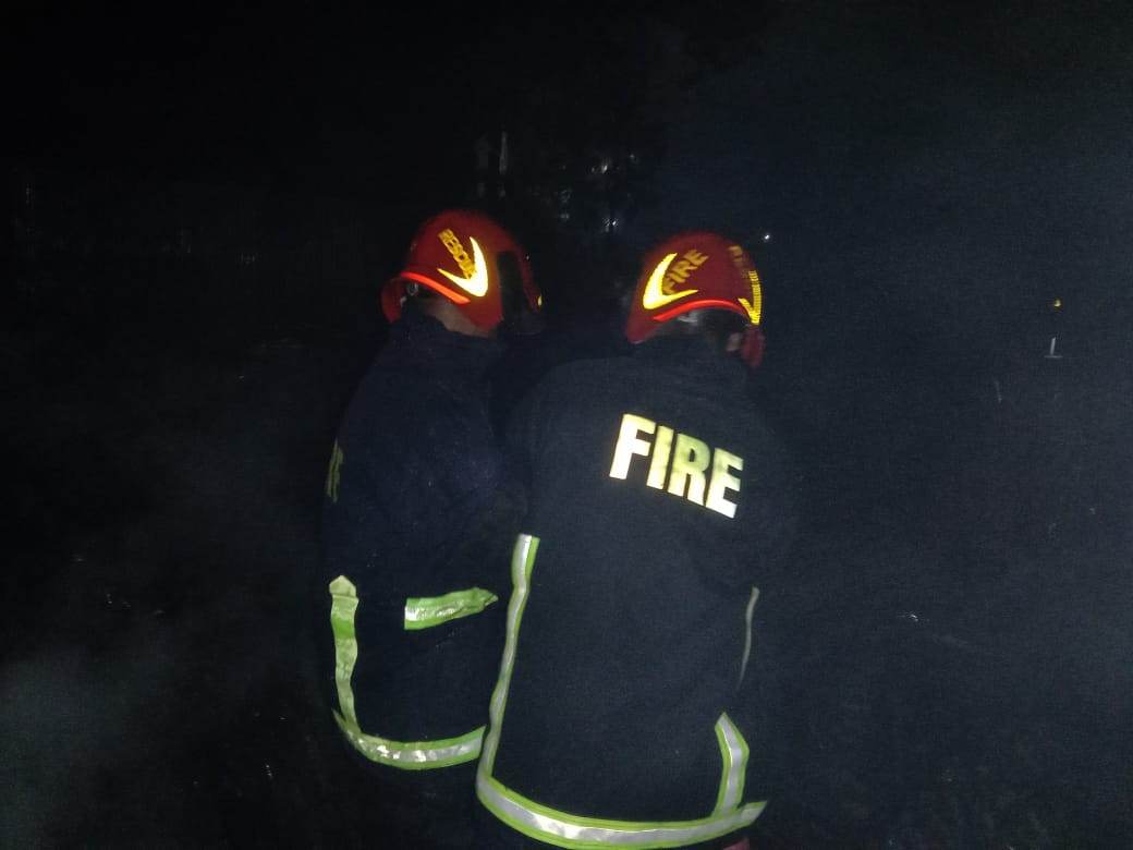 উত্তরায় বস্তির আগুন নিয়ন্ত্রণে 