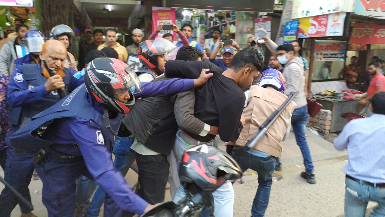 ফরিদপুরে বিএনপির ৩১ নেতাকর্মী ও অজ্ঞাত ৫০ জনের বিরুদ্ধে পুলিশের মামলা