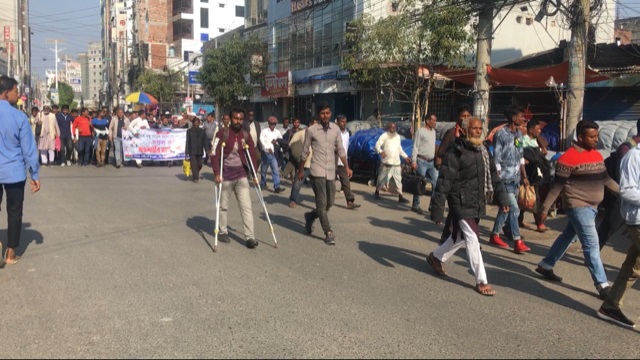 জুমার নামাজের পর রাজশাহীতে বিএনপি নেতা-কর্মীদের ঢল