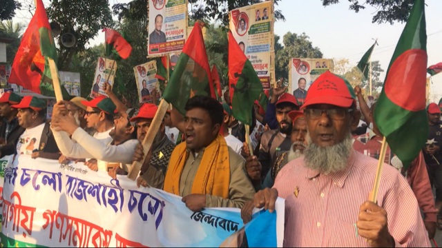 ভোর থেকেই মাদ্রাসা ময়দানে ঢুকছেন বিএনপি নেতা-কর্মীরা 