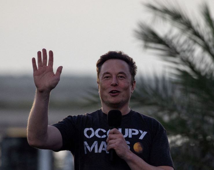 ইলন মাস্কের ‘সহজ, যাদুকরী সমাধানের’ বিরুদ্ধে ইউক্রেনের সতর্কতা