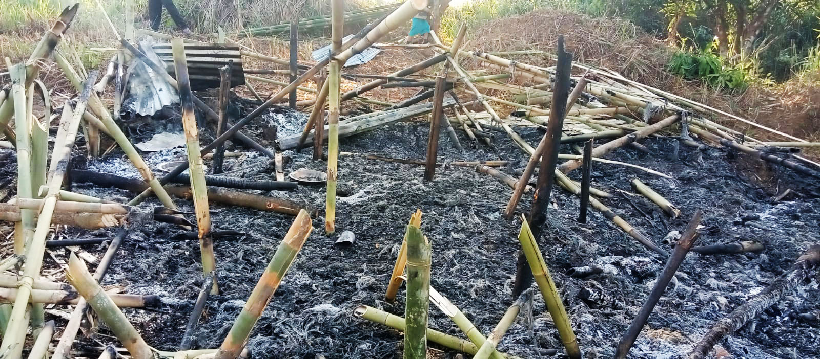 লামায় ম্রোদের বাড়িঘরে আগুন-ভাঙচুরের অভিযোগ