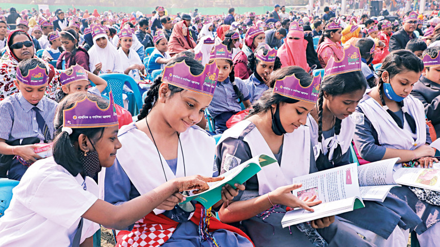 মহামারিতে ঝরে পড়েছে সাড়ে ১৭ লাখ শিক্ষার্থী